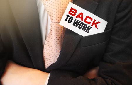 Salarié réintégré : sort des indemnités  versées au titre du licenciement ? 